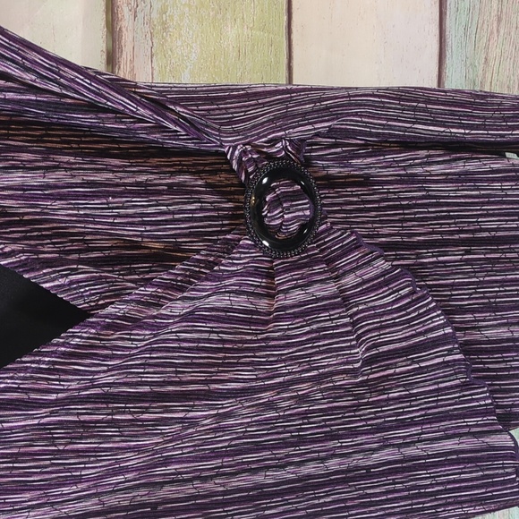 Notations Short Sleeve Top - Picture 6 of 8